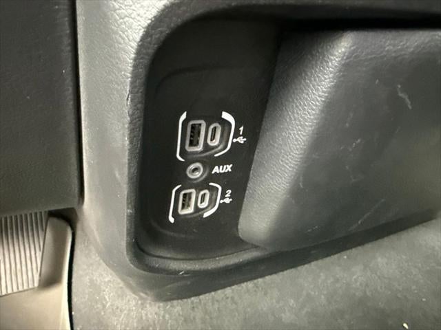 2024 RAM 1500 Tradesman Crew Cab 4x4 5'7' Box