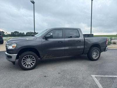 2024 RAM 1500 Tradesman Crew Cab 4x4 5'7' Box