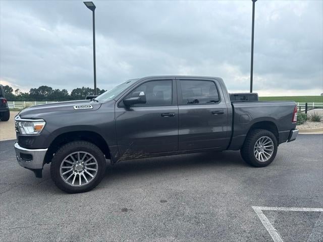 2024 RAM 1500 Tradesman Crew Cab 4x4 5'7' Box