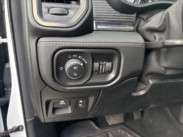 2020 RAM 1500 Limited Crew Cab 4x4 5'7' Box