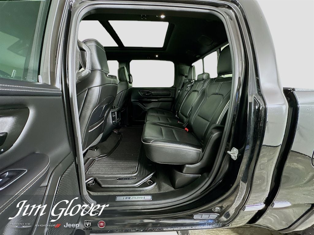 2022 RAM 1500 Limited Crew Cab 4x4 5'7' Box