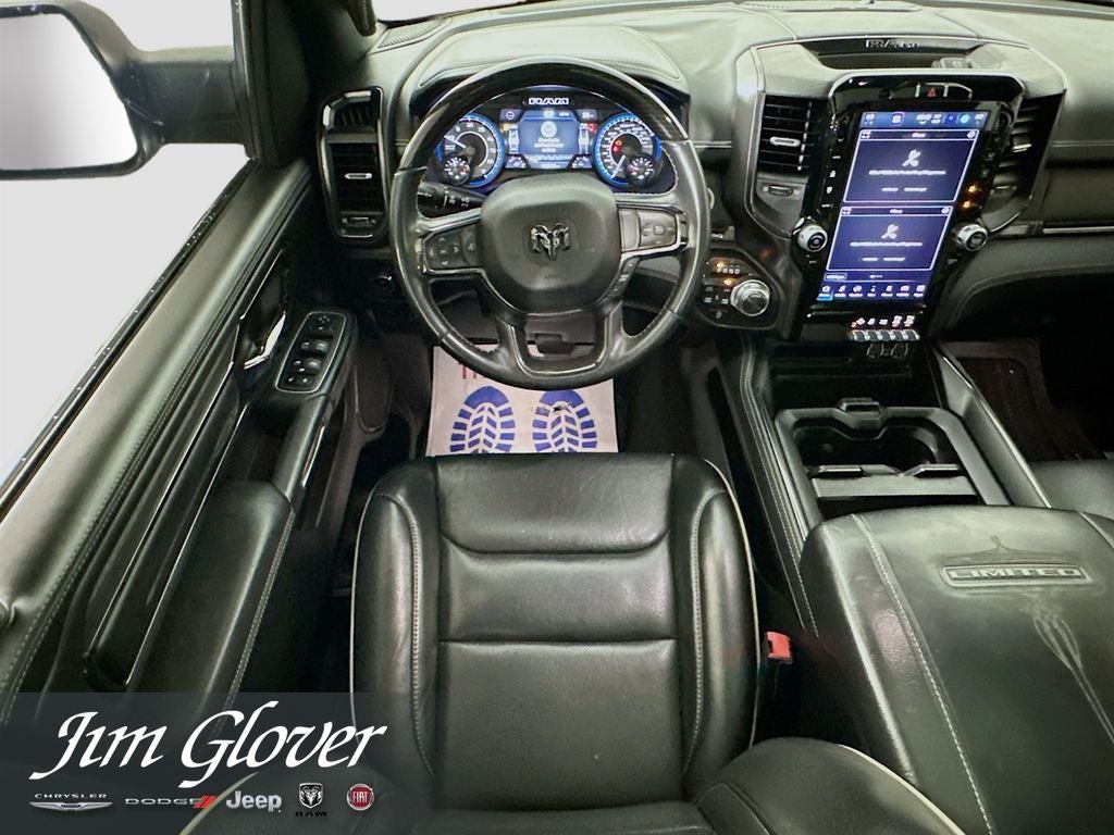 2022 RAM 1500 Limited Crew Cab 4x4 5'7' Box