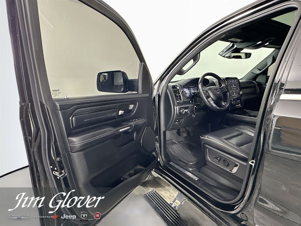 2022 RAM 1500 Limited Crew Cab 4x4 5'7' Box