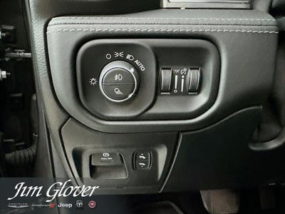 2020 RAM 1500 Limited Crew Cab 4x4 5'7' Box