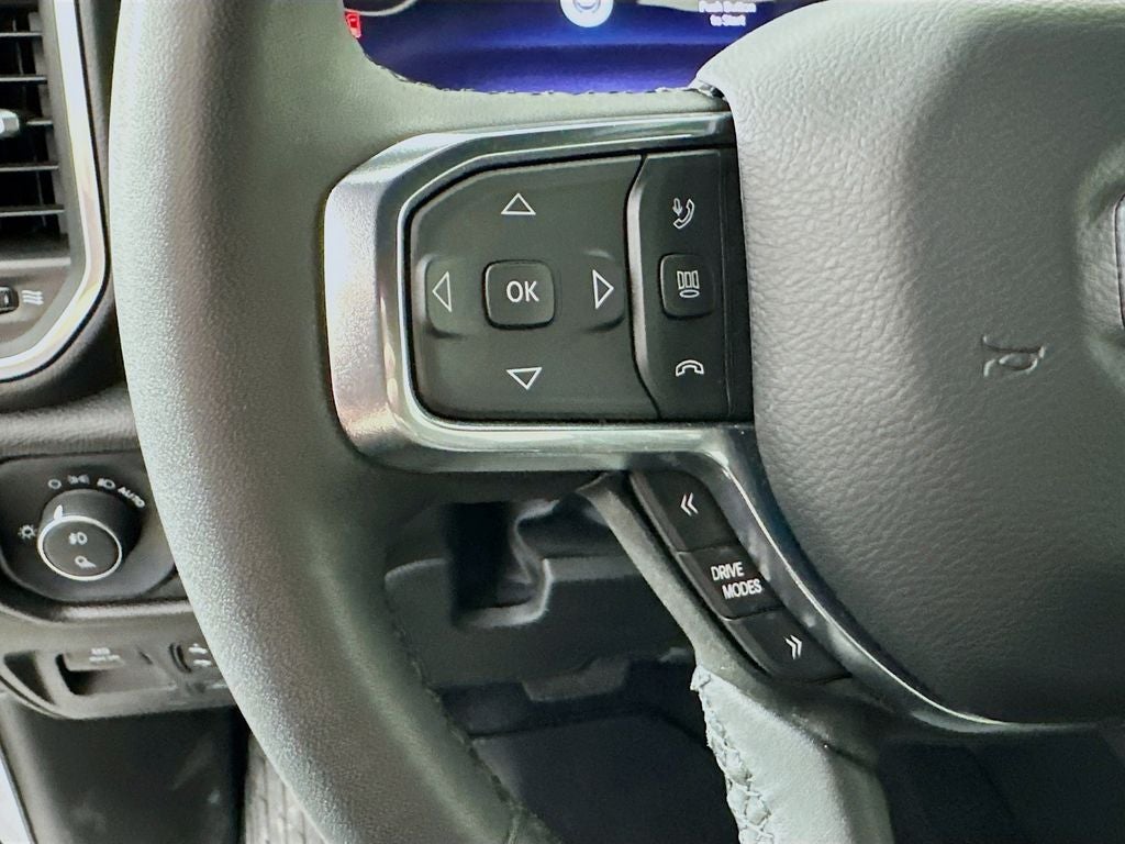 2025 RAM 1500 Laramie Crew Cab 4x4 5'7' Box