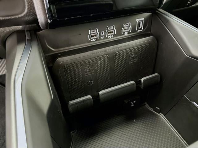 2025 RAM 1500 Laramie Crew Cab 4x4 5'7' Box