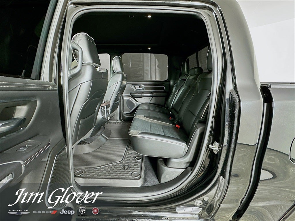 2025 RAM 1500 Laramie Crew Cab 4x4 5'7' Box