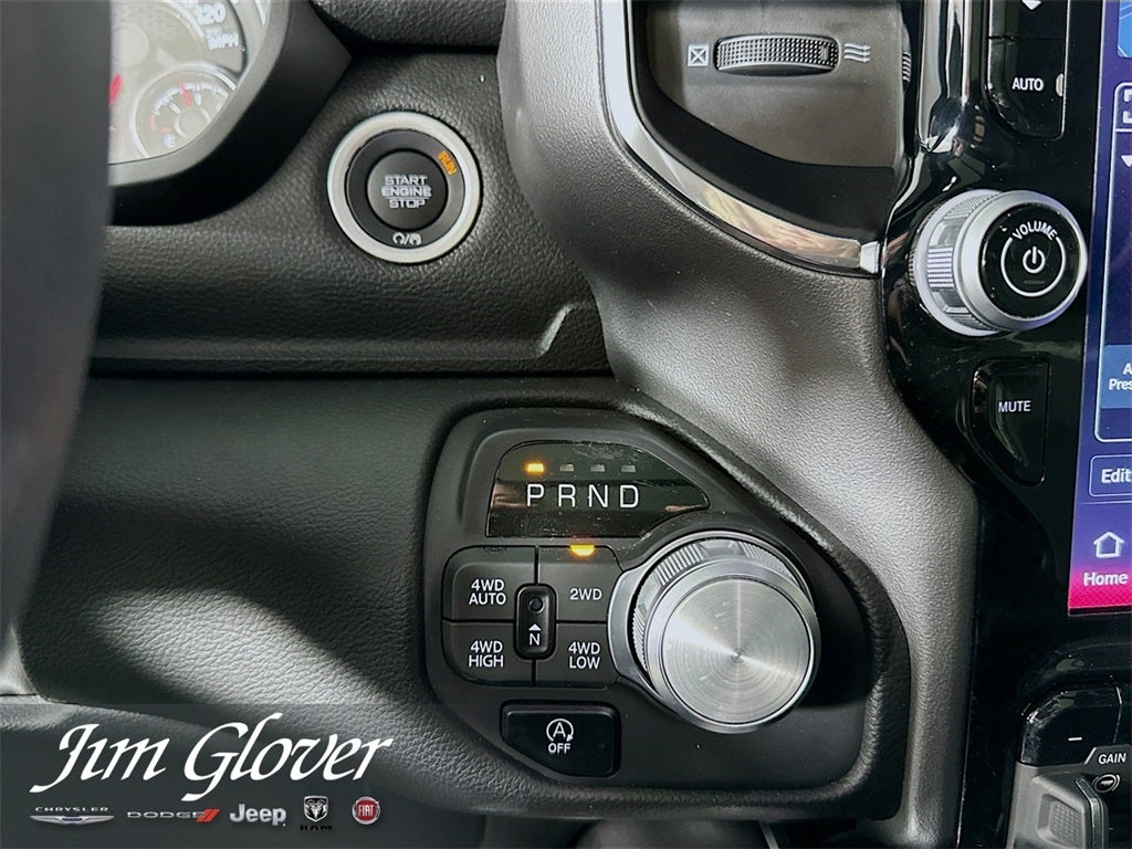 2025 RAM 1500 Laramie Crew Cab 4x4 5'7' Box