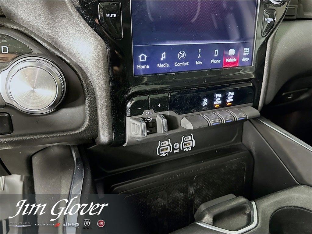 2025 RAM 1500 Laramie Crew Cab 4x4 5'7' Box