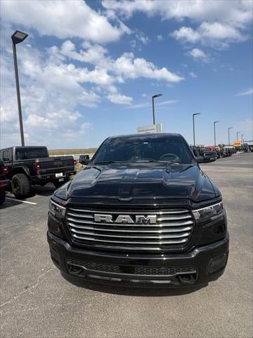 2025 RAM 1500 Laramie Crew Cab 4x4 5'7' Box