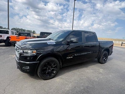 2025 RAM 1500 Laramie Crew Cab 4x4 5'7' Box