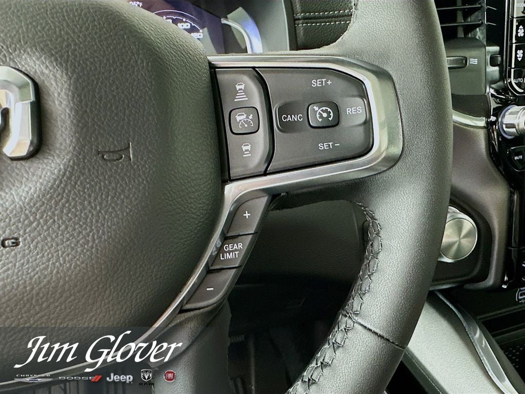 2026 RAM 1500 Laramie Crew Cab 4x4 5'7' Box