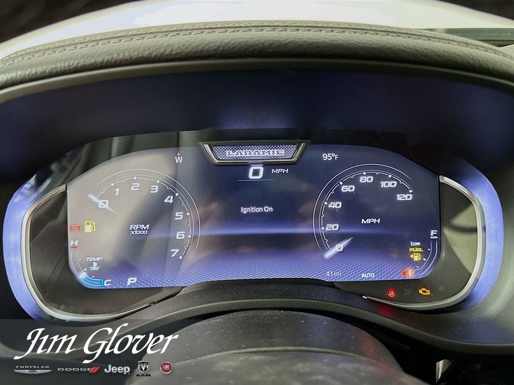 2026 RAM 1500 Laramie Crew Cab 4x4 5'7' Box