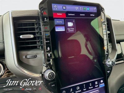 2026 RAM 1500 Laramie Crew Cab 4x4 5'7' Box