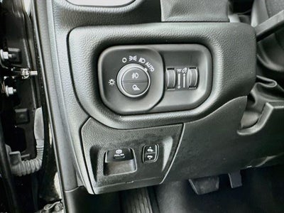 2025 RAM 1500 Laramie Crew Cab 4x4 5'7' Box