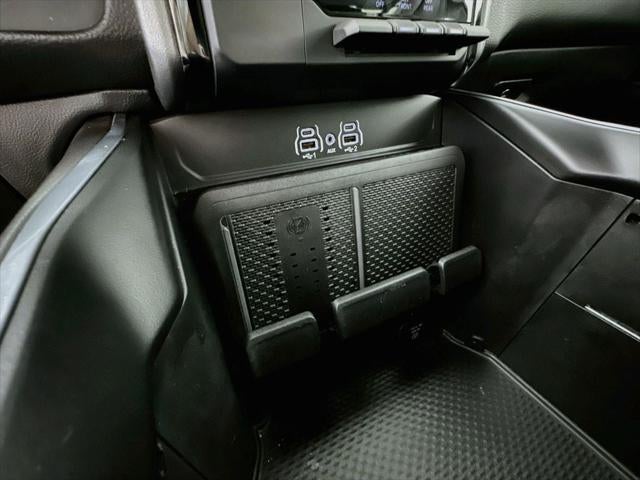 2025 RAM 1500 Laramie Crew Cab 4x4 5'7' Box