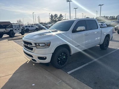 2022 RAM 1500 Laramie Crew Cab 4x4 5'7' Box