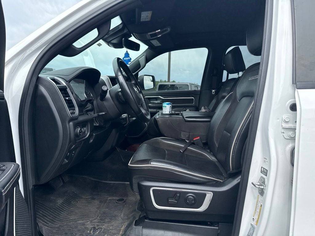 2023 RAM 1500 Laramie Crew Cab 4x4 5'7' Box