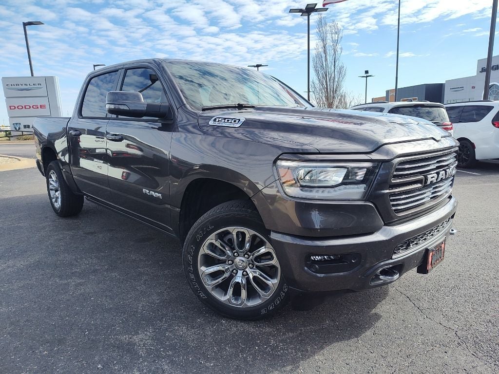 2024 RAM 1500 Laramie Crew Cab 4x4 5'7' Box