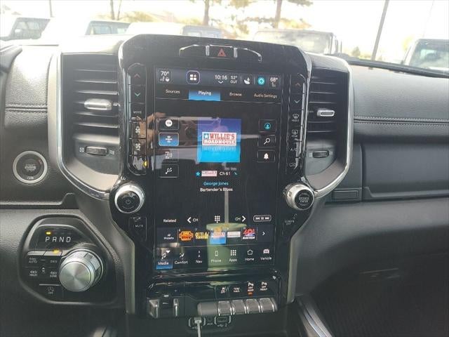 2024 RAM 1500 Laramie Crew Cab 4x4 5'7' Box