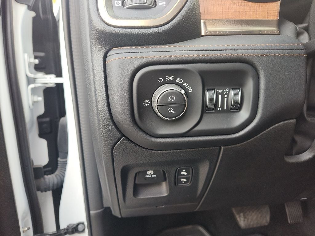 2023 RAM 1500 Limited Longhorn Crew Cab 4x4 5'7' Box