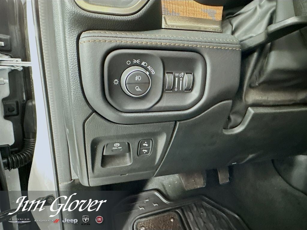 2022 RAM 1500 Limited Longhorn Crew Cab 4x4 5'7' Box