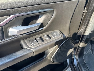 2025 RAM 1500 Big Horn Crew Cab 4x4 6'4' Box