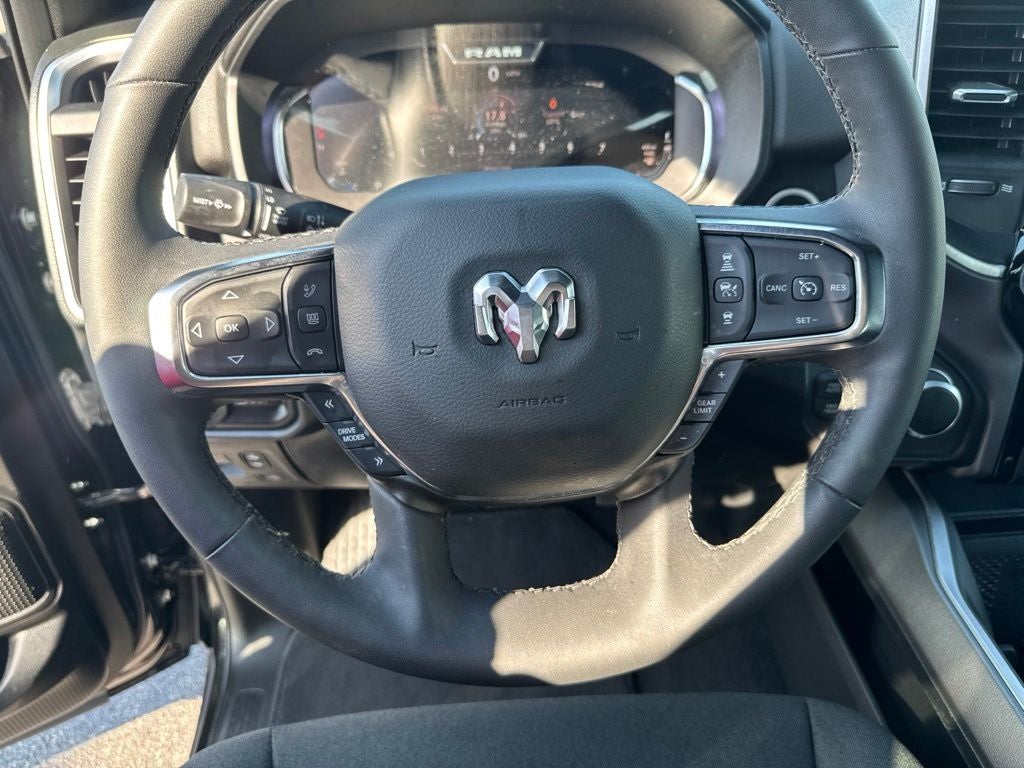 2025 RAM 1500 Big Horn Crew Cab 4x4 6'4' Box
