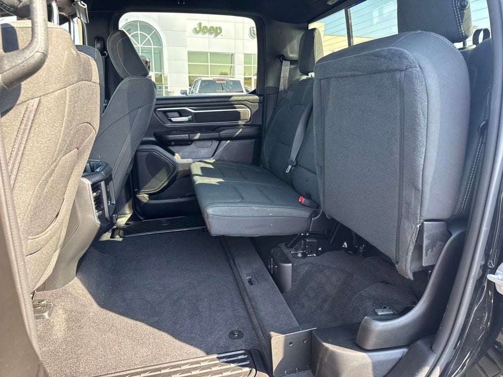 2025 RAM 1500 Big Horn Crew Cab 4x4 6'4' Box
