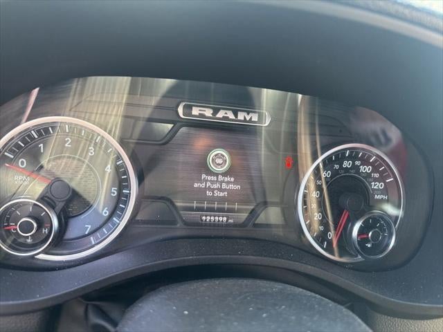 2023 RAM 1500 Laramie Crew Cab 4x4 6'4' Box
