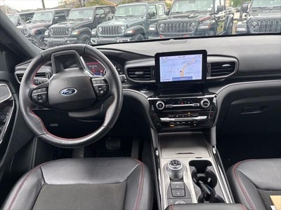 2023 Ford Explorer ST-Line