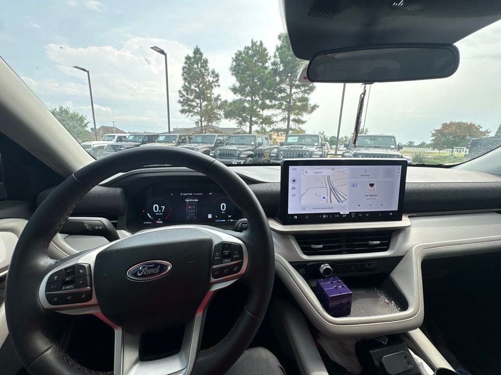2025 Ford Explorer Active