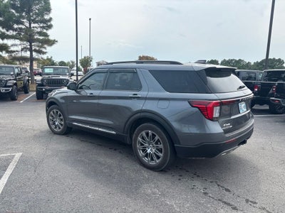 2025 Ford Explorer Active