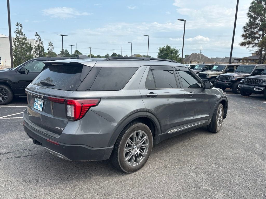 2025 Ford Explorer Active