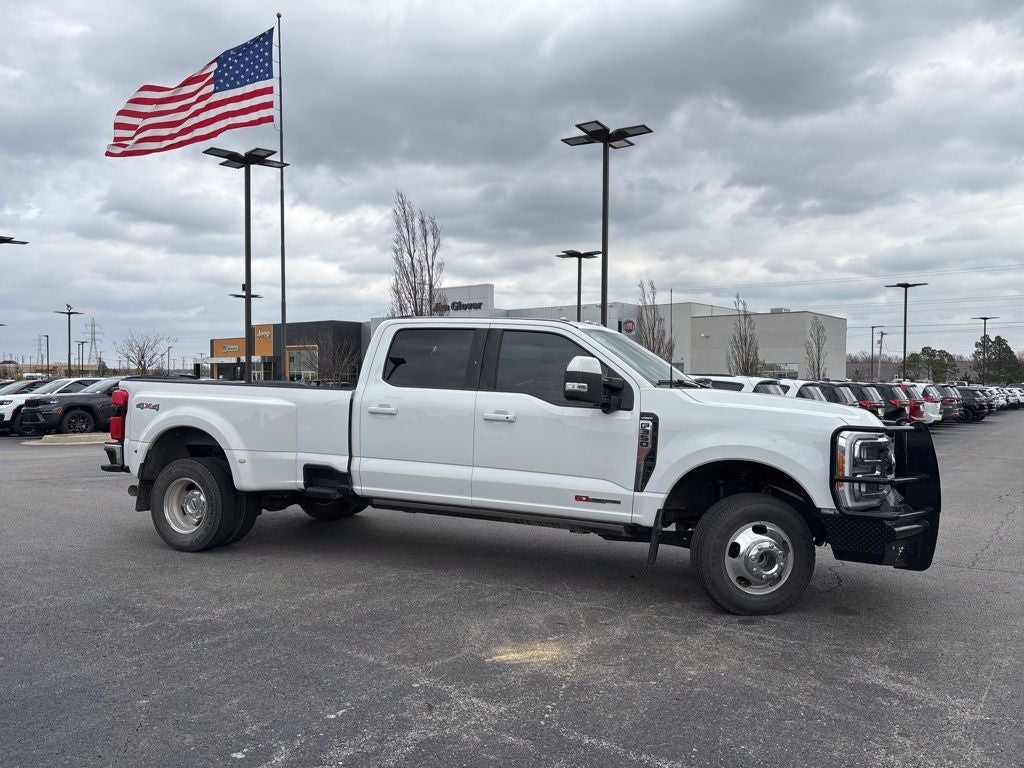 2023 Ford F-350SD LARIAT