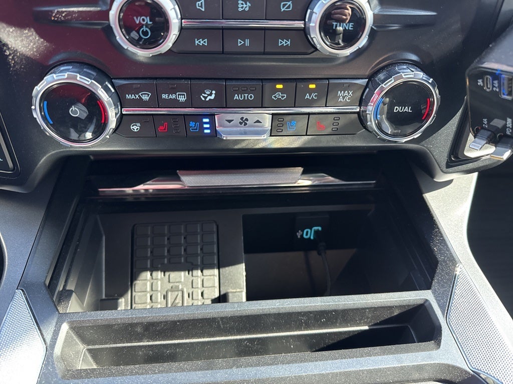 2024 Ford F-350SD Lariat DRW