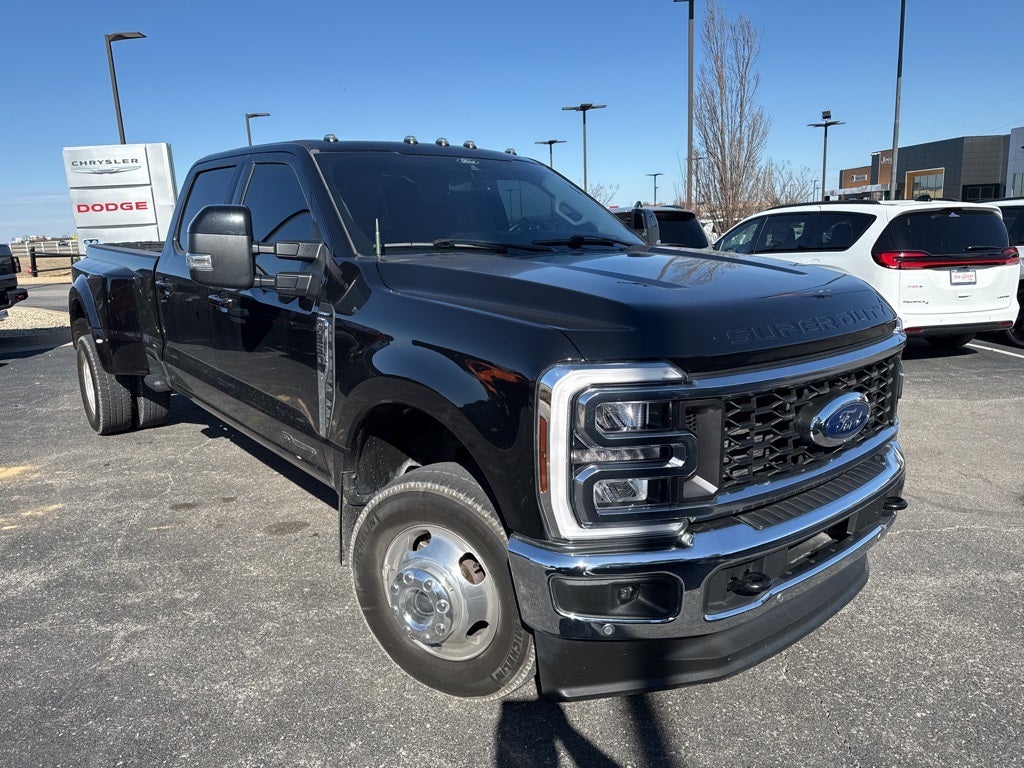 2024 Ford F-350SD Lariat DRW