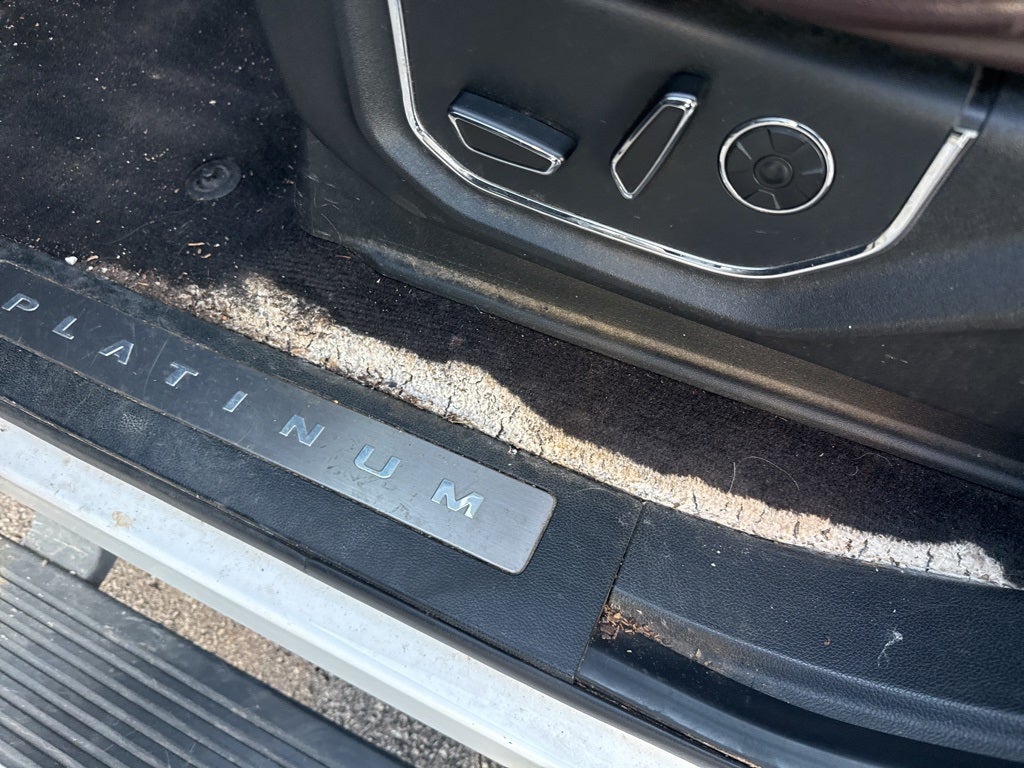 2015 Ford F-150 Platinum