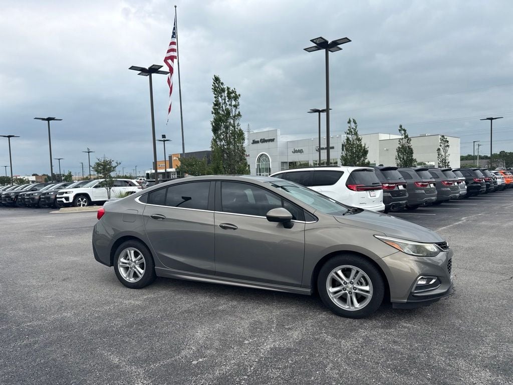 2017 Chevrolet Cruze LT Auto
