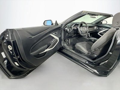 2020 Chevrolet Camaro RWD Convertible 1LT