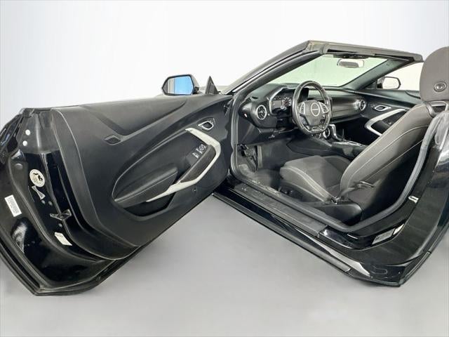 2020 Chevrolet Camaro RWD Convertible 1LT