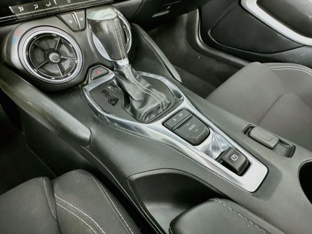 2020 Chevrolet Camaro RWD Convertible 1LT