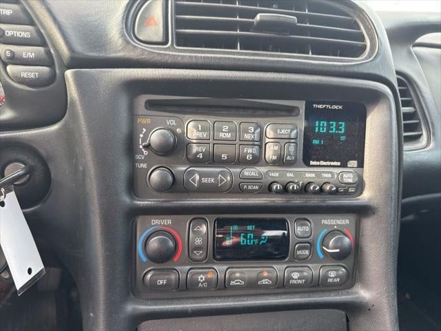 2000 Chevrolet Corvette Base