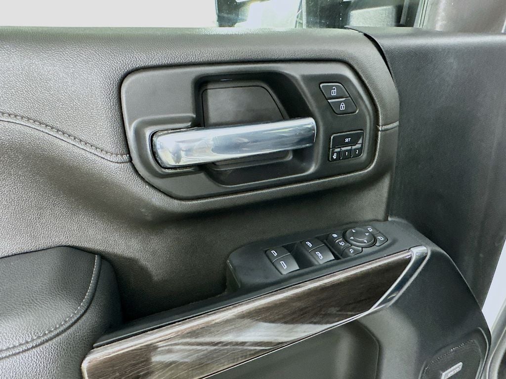 2022 Chevrolet Silverado 2500HD 4WD Crew Cab Standard Bed LTZ