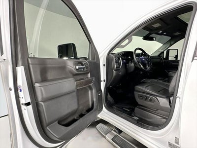 2022 Chevrolet Silverado 2500HD 4WD Crew Cab Standard Bed LTZ