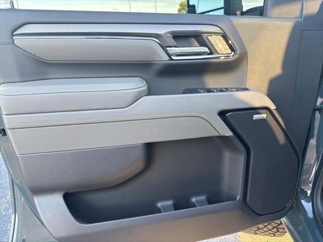 2025 Chevrolet Silverado 2500HD 4WD Crew Cab Standard Bed ZR2