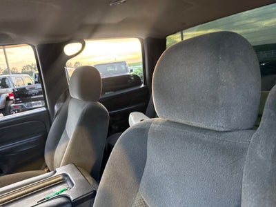 2005 Chevrolet Silverado 2500HD LS