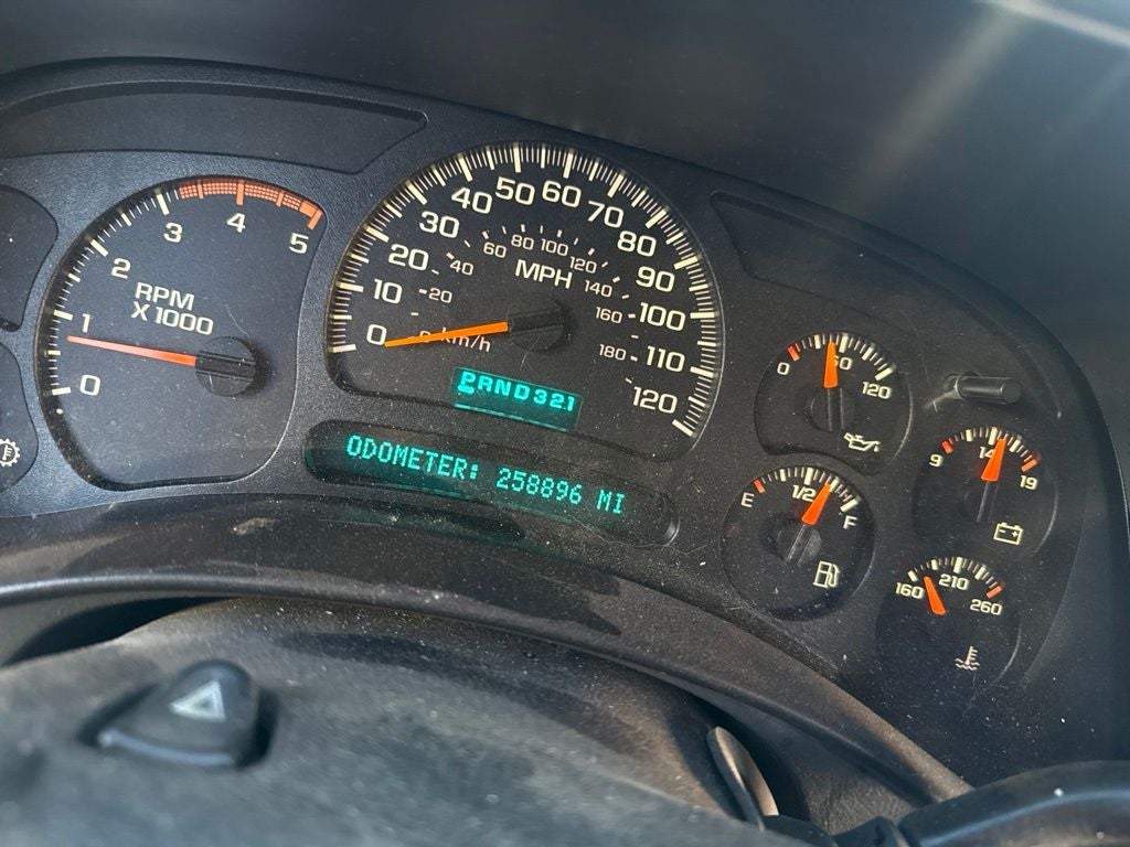 2005 Chevrolet Silverado 2500HD LS