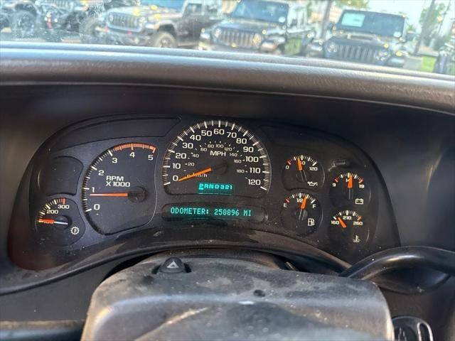 2005 Chevrolet Silverado 2500HD LS