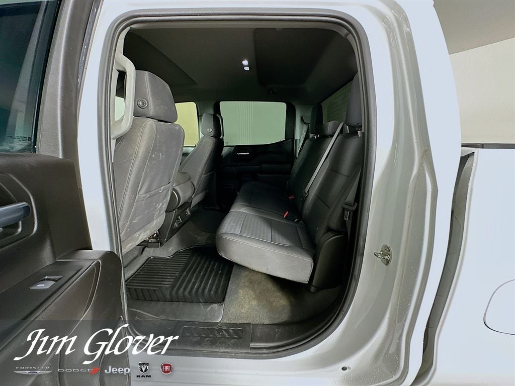 2022 Chevrolet Silverado 1500 2WD Crew Cab Short Bed Custom